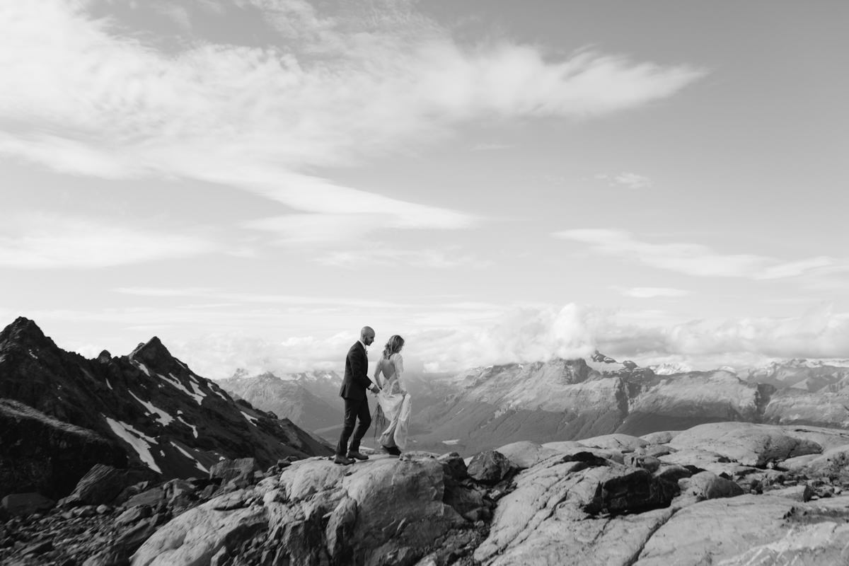 Mountain top elopement wedding in Glenorchy Queenstown New Zealand by The Lovers Elopement Co and Dawn Thomson Photography